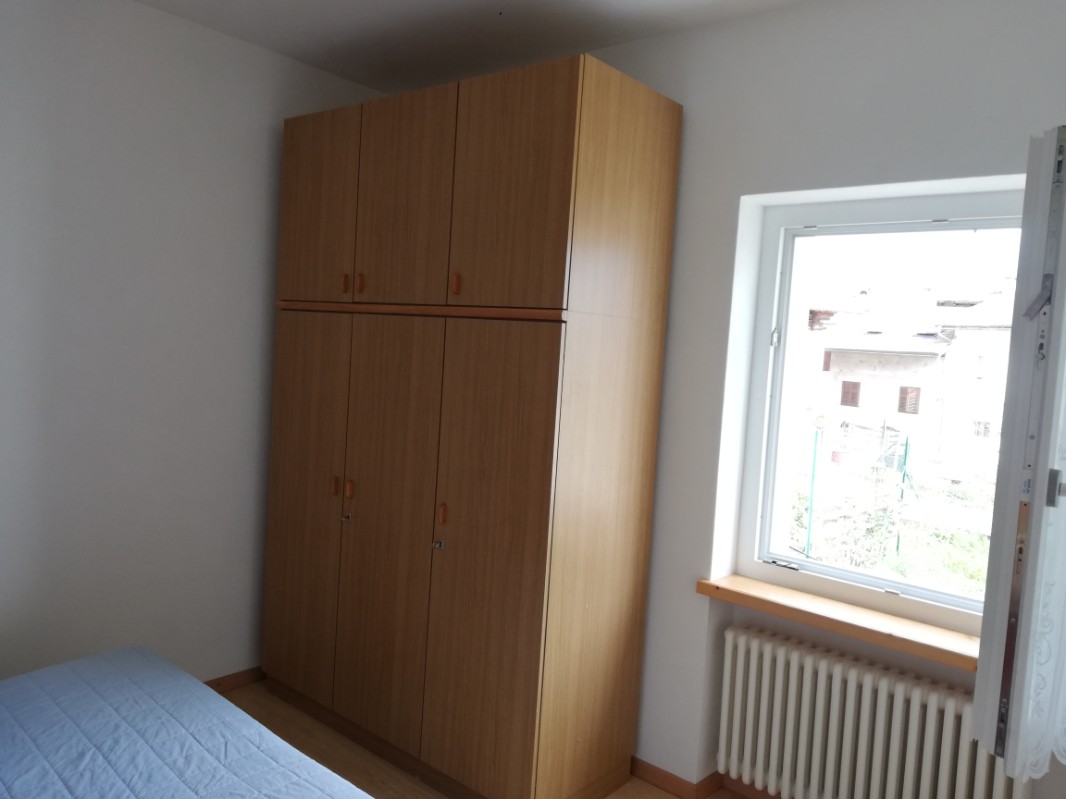 Appartamento Vacanze / Flat / Wohnung zu vermieten a Varena - Signora Luisa - Via Mercato 51 - Tel: 3485900835