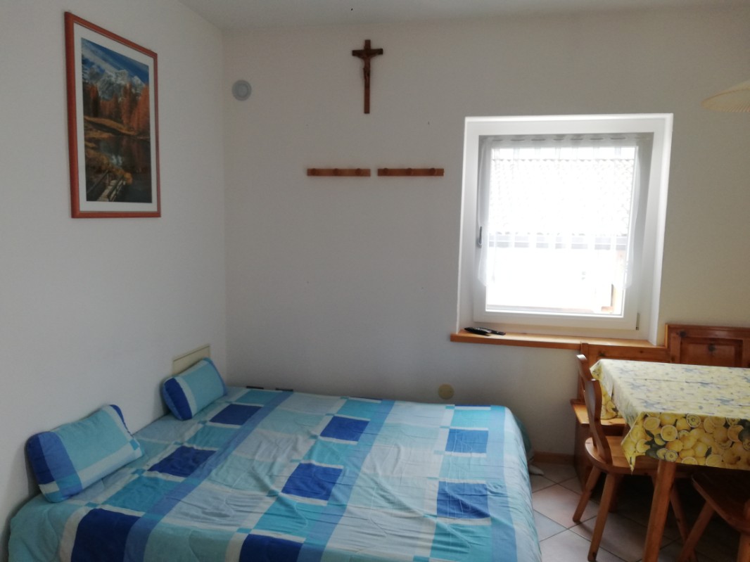 Appartamento Vacanze / Flat / Wohnung zu vermieten a Varena - Signora Luisa - Via Mercato 51 - Tel: 3485900835