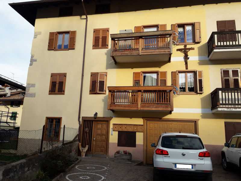 Appartamento Vacanze / Flat / Wohnung zu vermieten a Cavalese - Signora Anita - Via Chiesa 93 - Tel: 3337236155