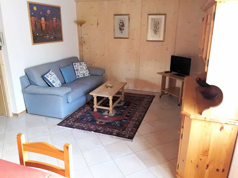 Appartamento Vacanze / Flat / Wohnung zu vermieten a Cavalese - Signora Anita - Via Chiesa 93 - Tel: 3337236155