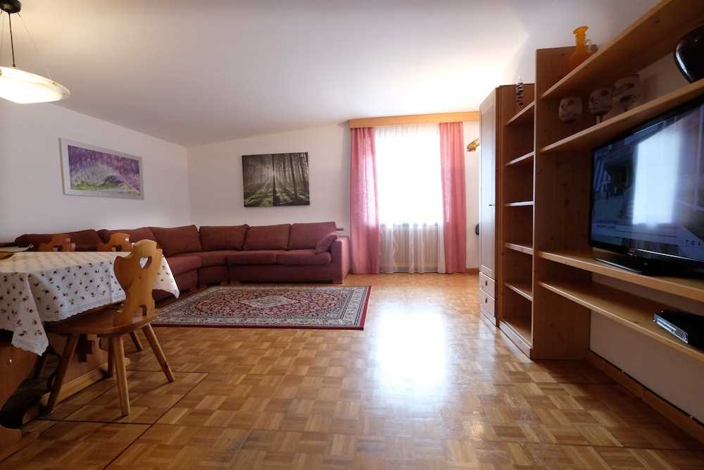 Appartamento Vacanze / Flat / Wohnung zu vermieten a Predazzo - Signor Brigadoi Dario - Fiamme Gialle 32 - Tel: 3207054954