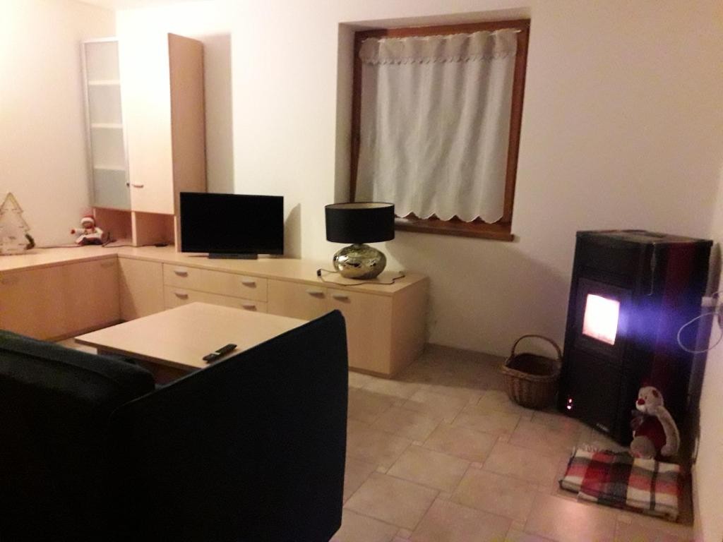 Appartamento Vacanze / Flat / Wohnung zu vermieten a Tesero - Signora Silvia - Via Naronchel 11 - Tel: 3333638656