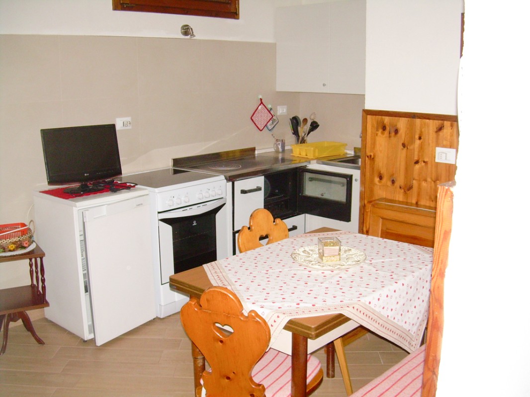 Appartamento Vacanze / Flat / Wohnung zu vermieten a Castello Molina di Fiemme - Signor Fulvio - Via Cembra 19 - Tel: 3487438337