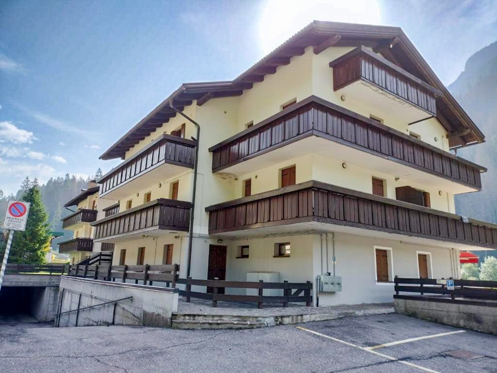 Appartamento Vacanze / Flat / Wohnung zu vermieten a Predazzo - Signora Giorgia - Loc Mezzavalle - Tel: 3881759012