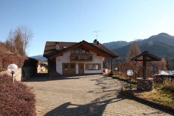 Appartamento Vacanze / Flat / Wohnung zu vermieten a Castello Molina di Fiemme - Nones Serafino - Loc. Medoina 2 - Tel: 0462341124