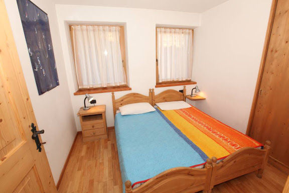 Appartamento Vacanze / Flat / Wohnung zu vermieten a Castello Molina di Fiemme - Nones Serafino - Loc. Medoina 2 - Tel: 0462341124