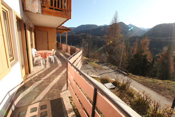 Appartamento Vacanze / Flat / Wohnung zu vermieten a Castello Molina di Fiemme - Nones Serafino - Loc. Medoina 2 - Tel: 0462341124