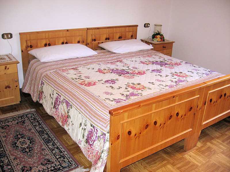 Appartamento Vacanze / Flat / Wohnung zu vermieten a Ziano di Fiemme - Vanzetta Giusy - Via Prenner 1 - Tel: 0462571316