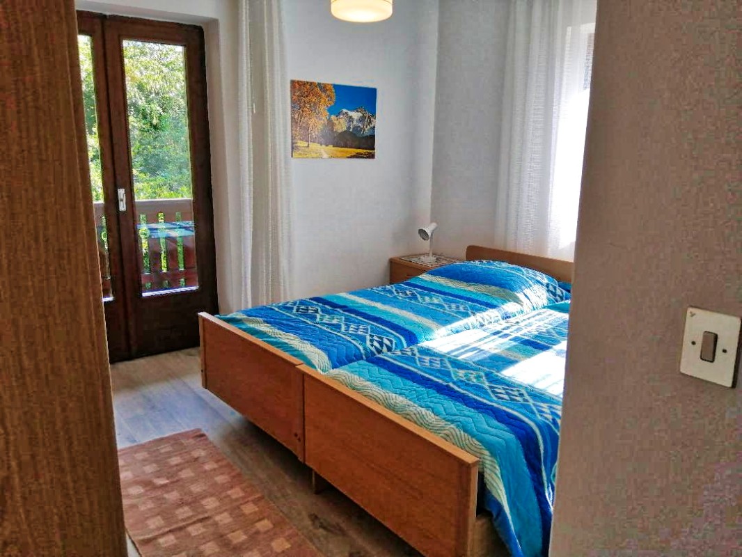 Appartamento Vacanze / Flat / Wohnung zu vermieten a Carano - Signor Renzo - Via Giovanelli 56 - Tel: 0461650410