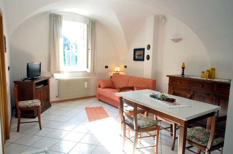 Appartamento Vacanze / Flat / Wohnung zu vermieten a Tesero - Signora Trettel - Giovannelli 2/b - Tel: 0462814828