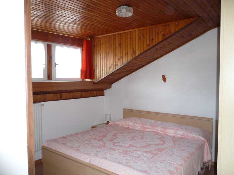 Appartamento Vacanze / Flat / Wohnung zu vermieten a Cavalese - Chinetti Luciano - Via Paganella 6 - Tel: 3333714023